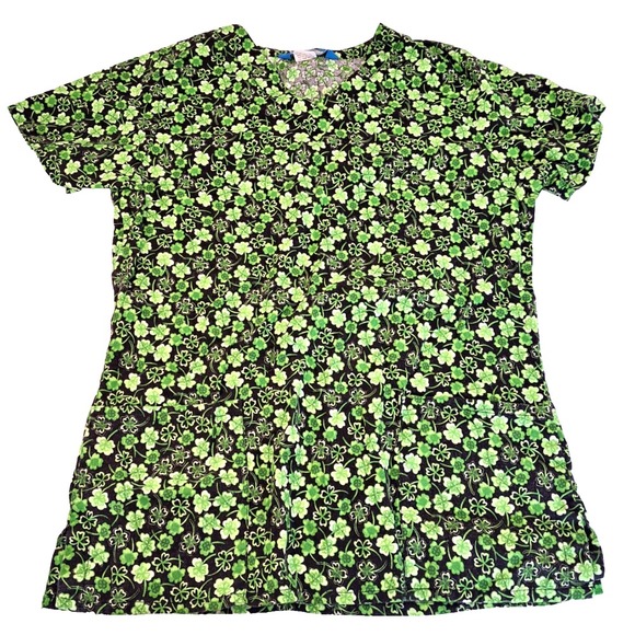 Scrub Top St Patrick's Day‎ Shamrock Women's S by Scrub Wear Green 100% Cotton - Picture 1 of 5